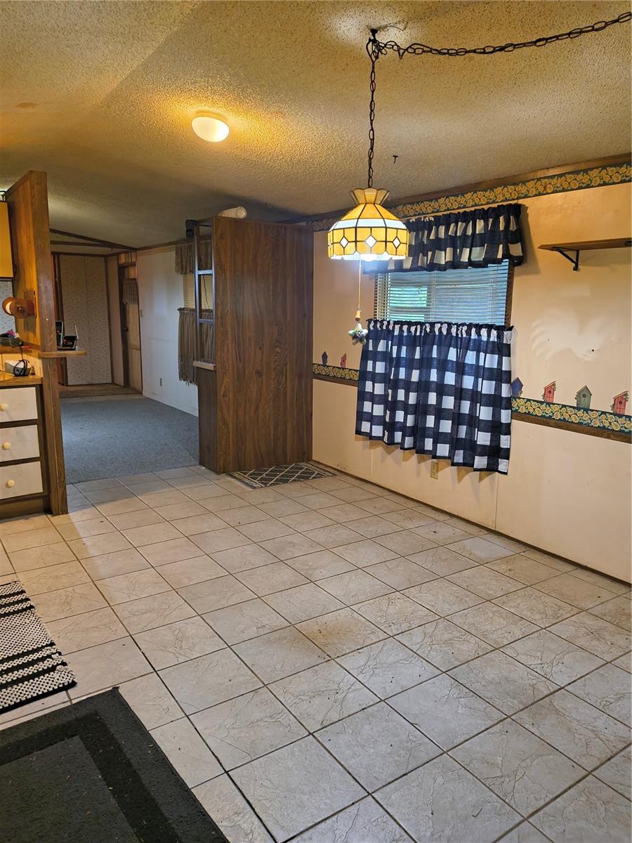 18250 Caufield Rd Property Photo 7