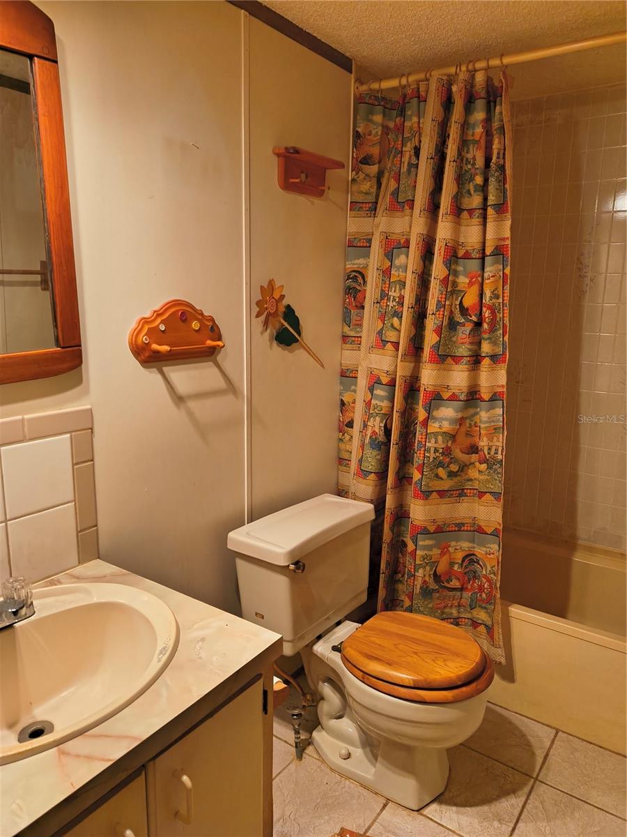 18250 Caufield Rd Property Photo 16