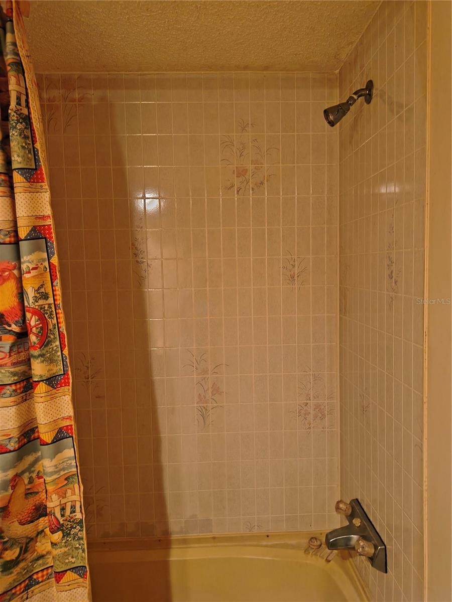 18250 Caufield Rd Property Photo 17