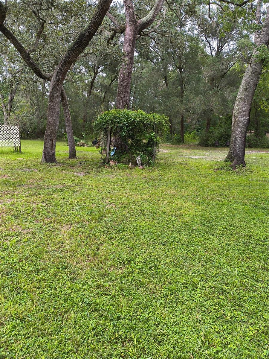 18250 Caufield Rd Property Photo 37