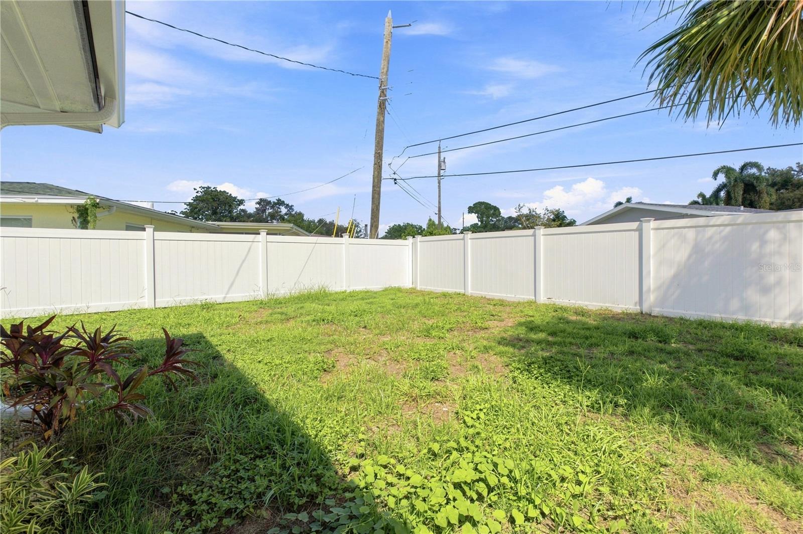2172 University Dr S Property Photo 29