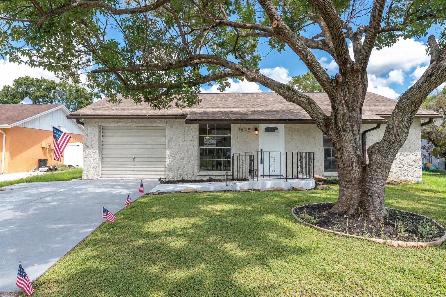 7645 ARLIGHT DR Property Photo 1
