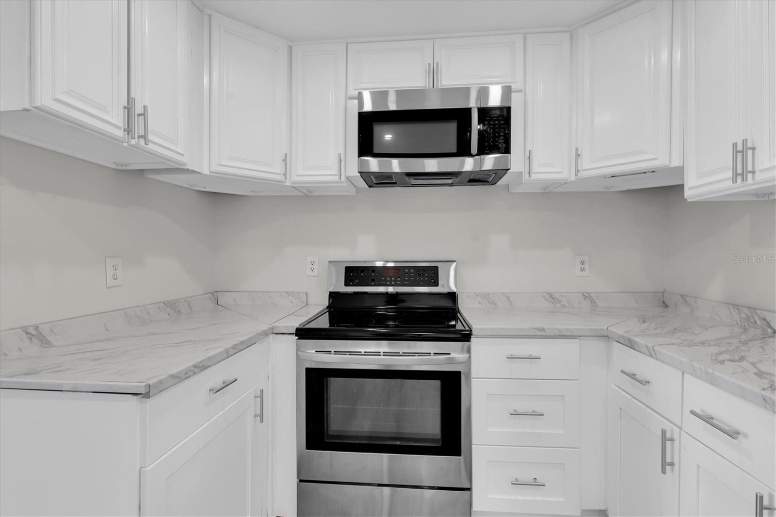 7645 Arlight Dr Property Photo 13