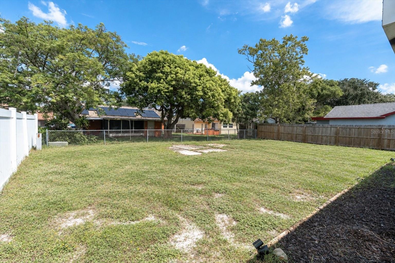 7645 Arlight Dr Property Photo 27