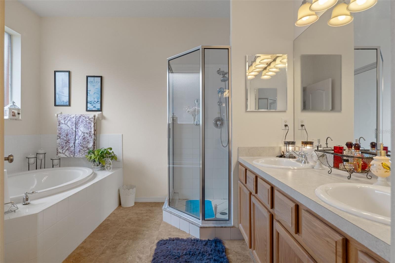 14056 Leybourne Way Property Photo 28