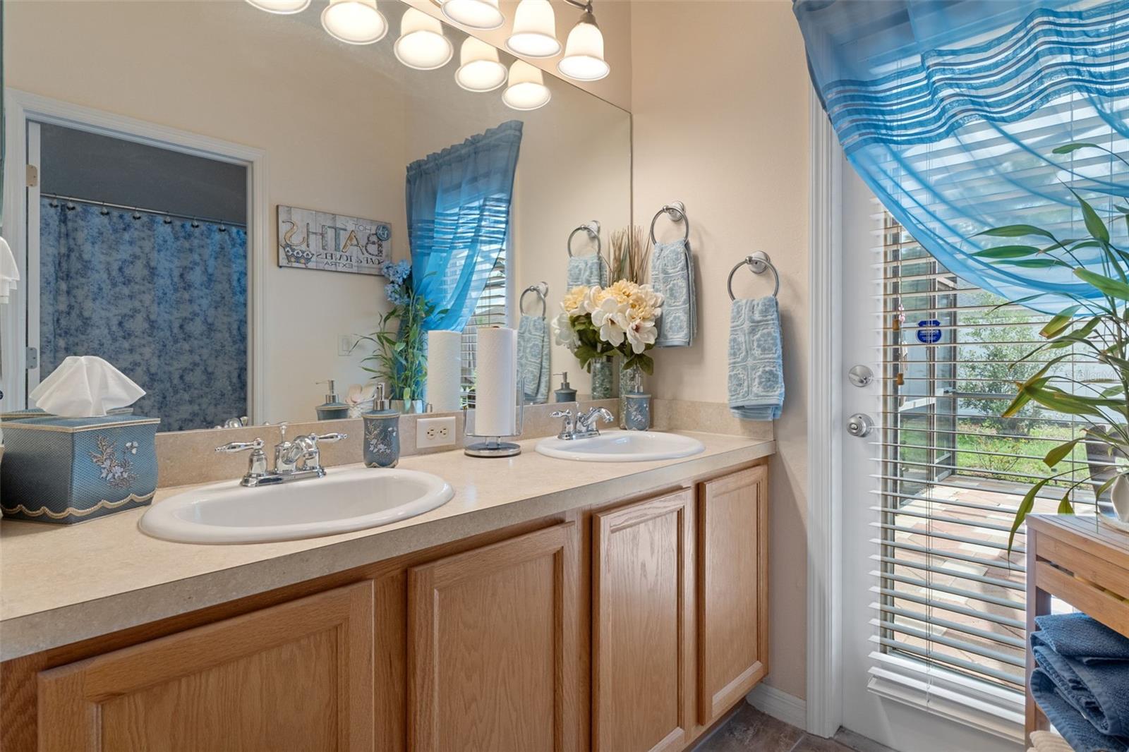 14056 Leybourne Way Property Photo 41