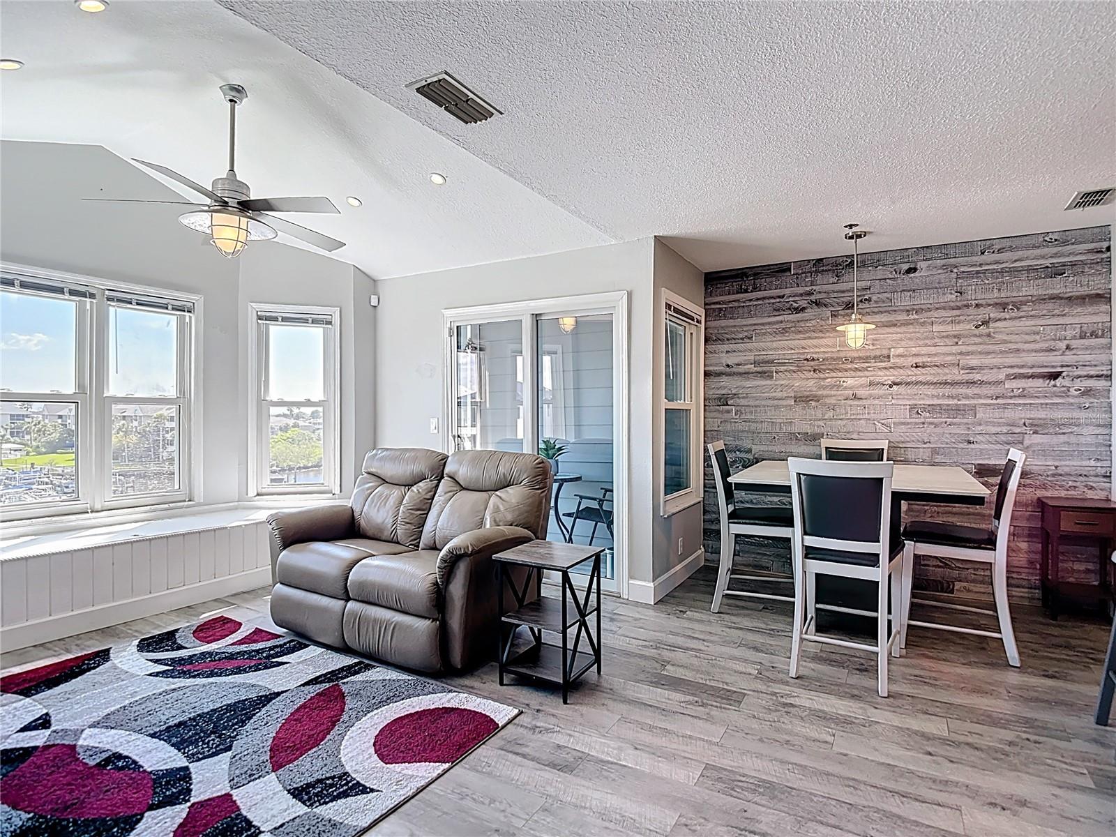 5722 Biscayne Ct #304 Property Photo 32