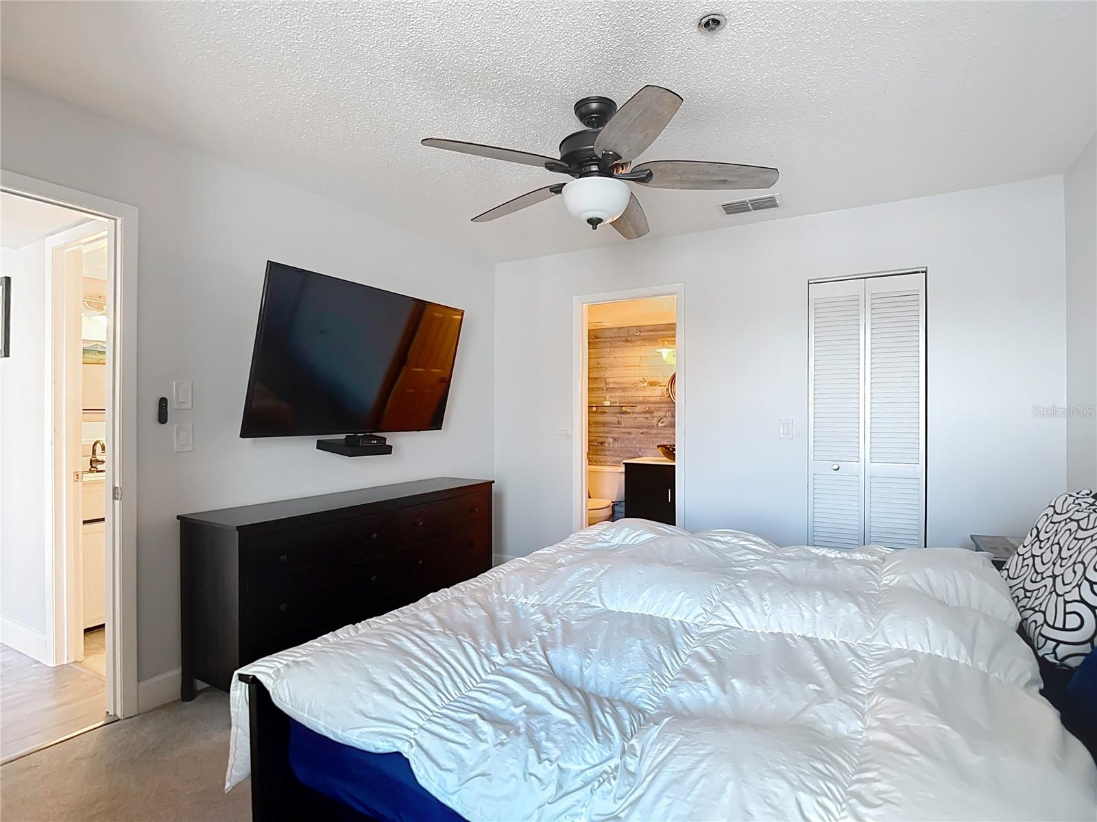 5722 Biscayne Ct #304 Property Photo 44
