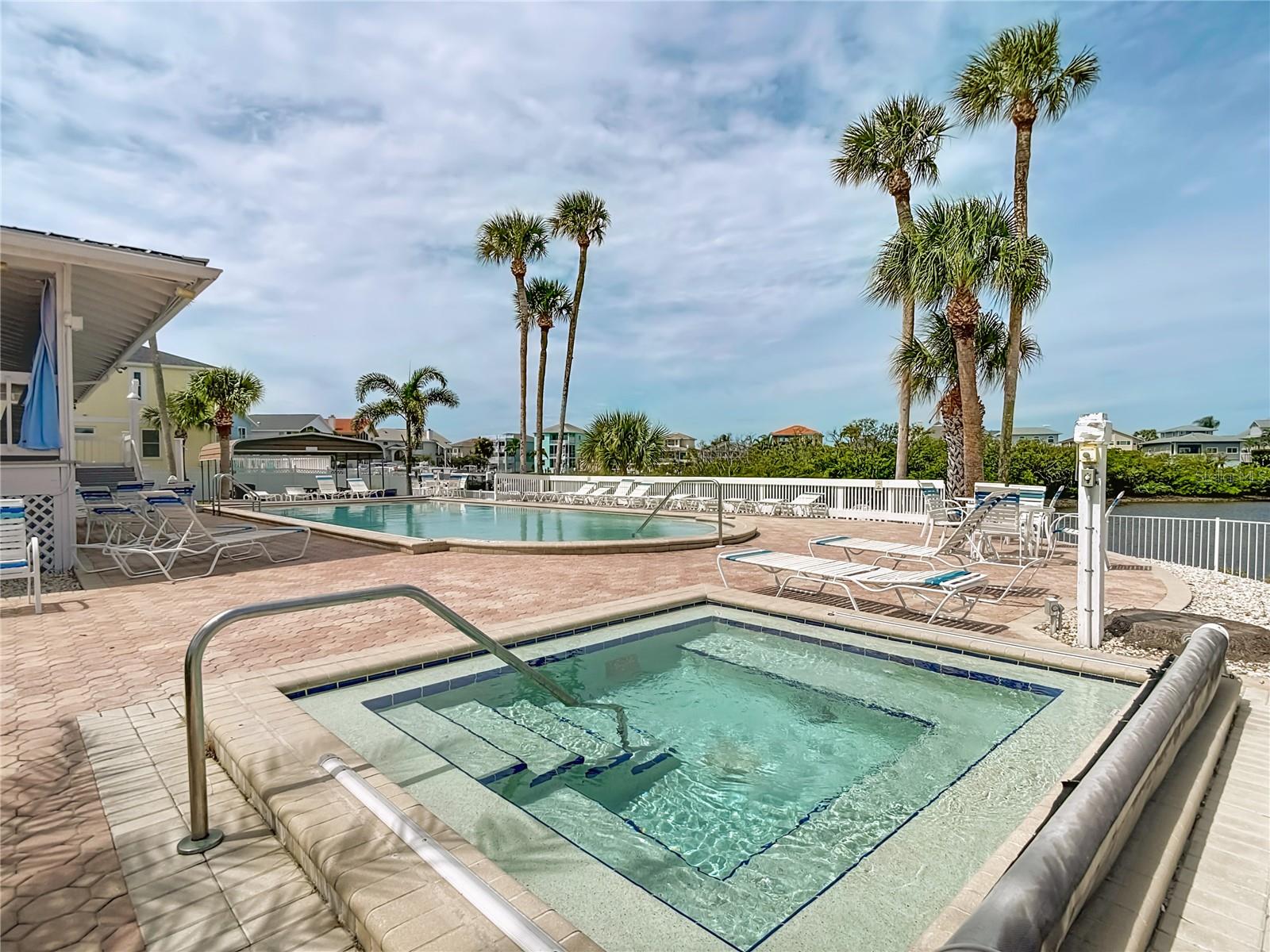 5722 Biscayne Ct #304 Property Photo 90
