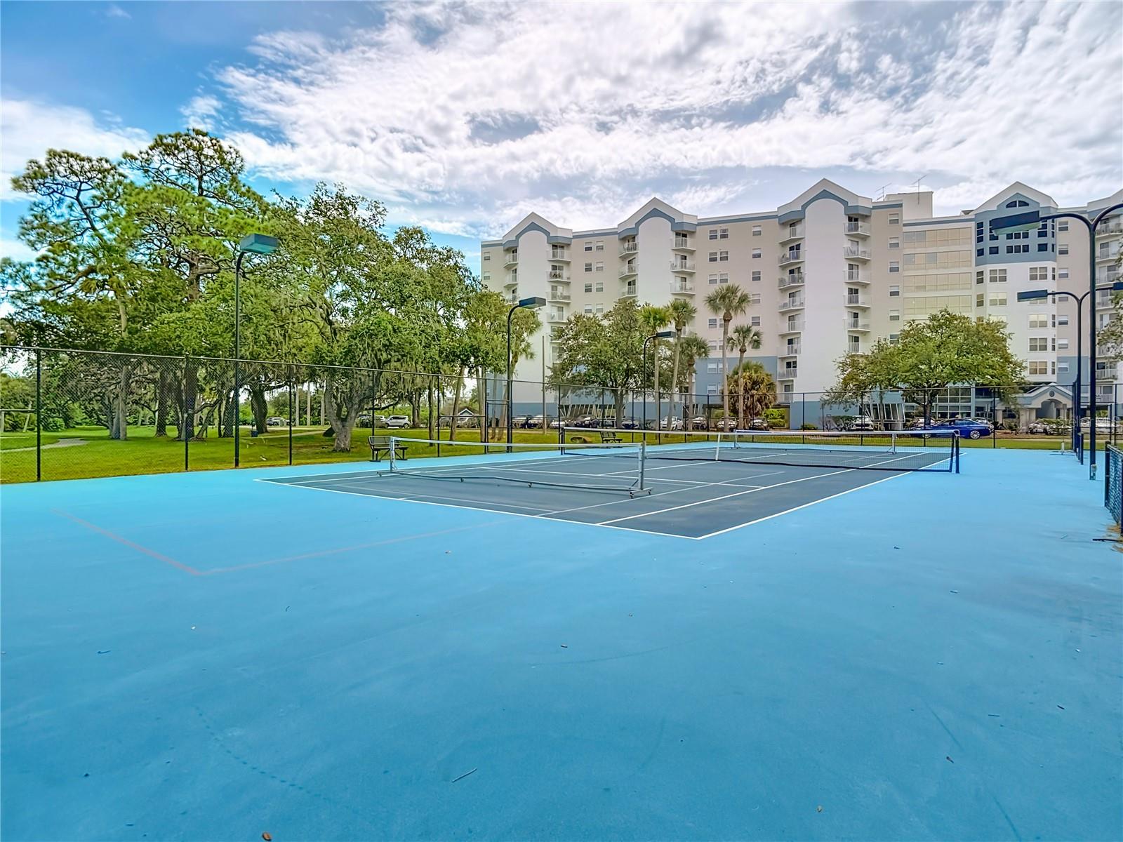 5722 Biscayne Ct #304 Property Photo 100