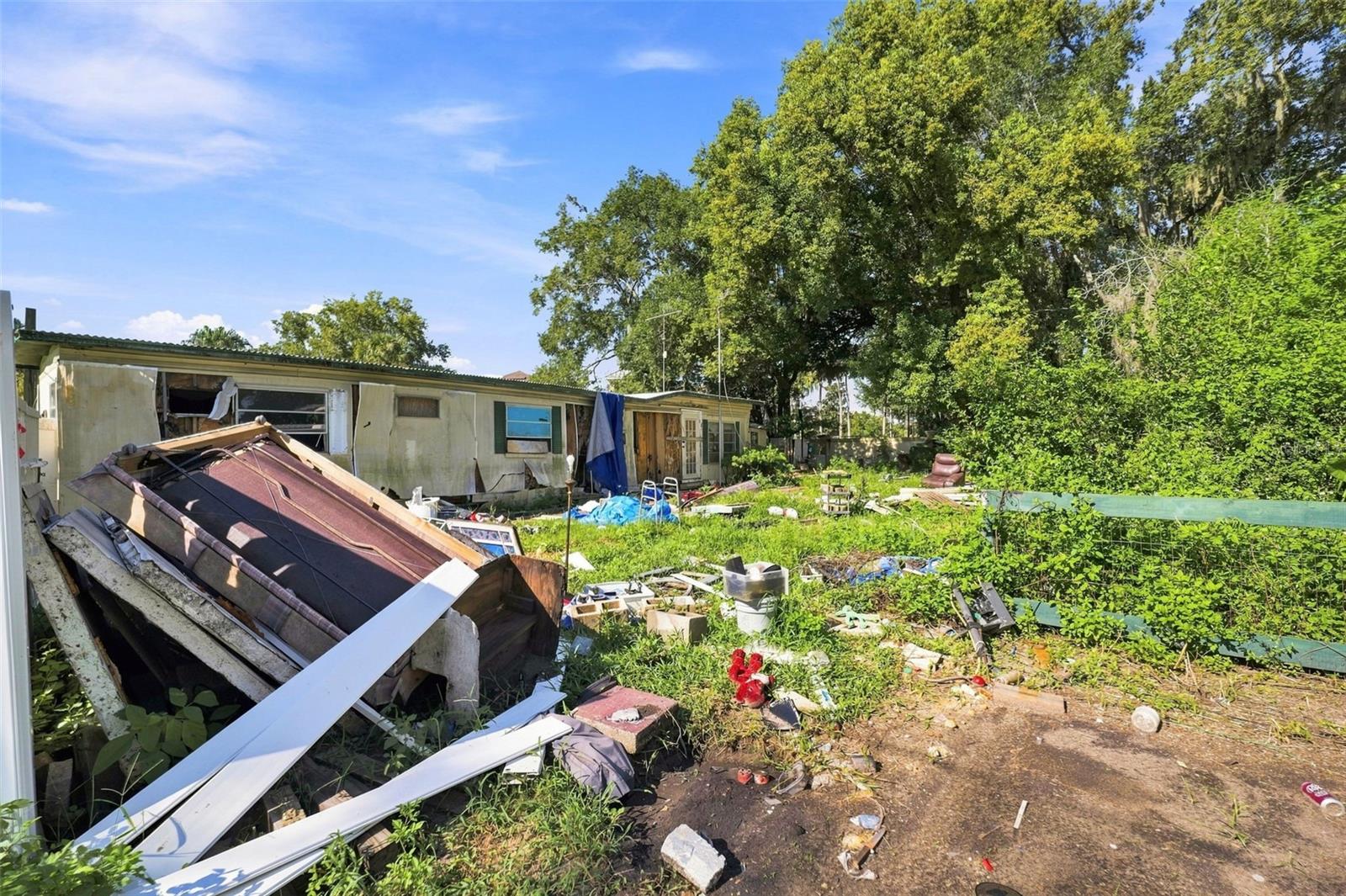 W7889289 Property Photo 3