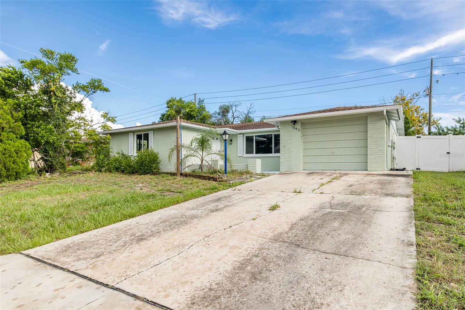 7641 Judith Cres Property Photo