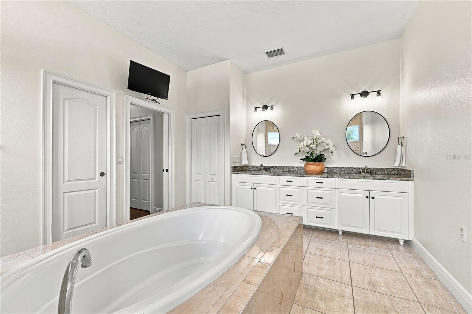 10517 Baracoa Ct Property Photo 39