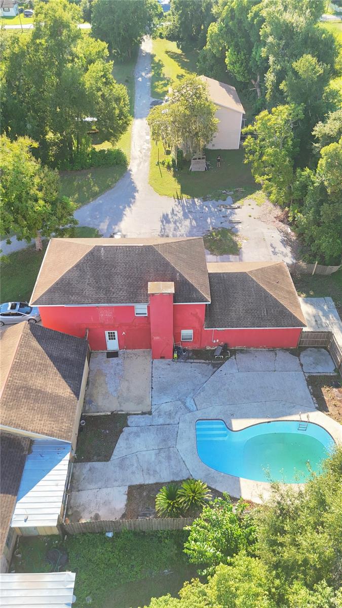 1208 S Taylor Rd Property Photo 2