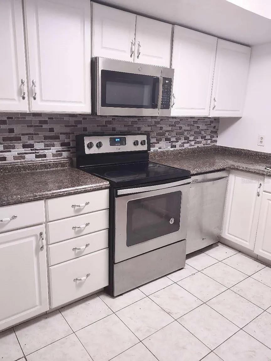 1208 S Taylor Rd Property Photo 15
