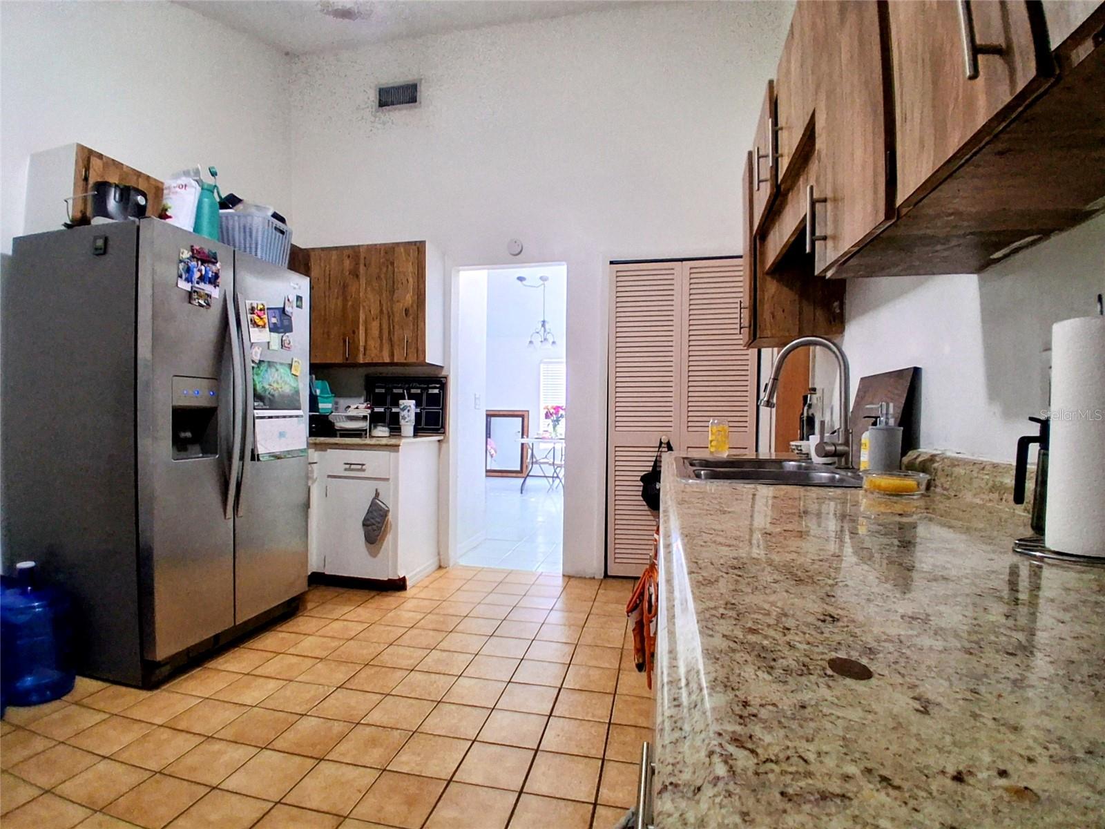 1208 S Taylor Rd Property Photo 17