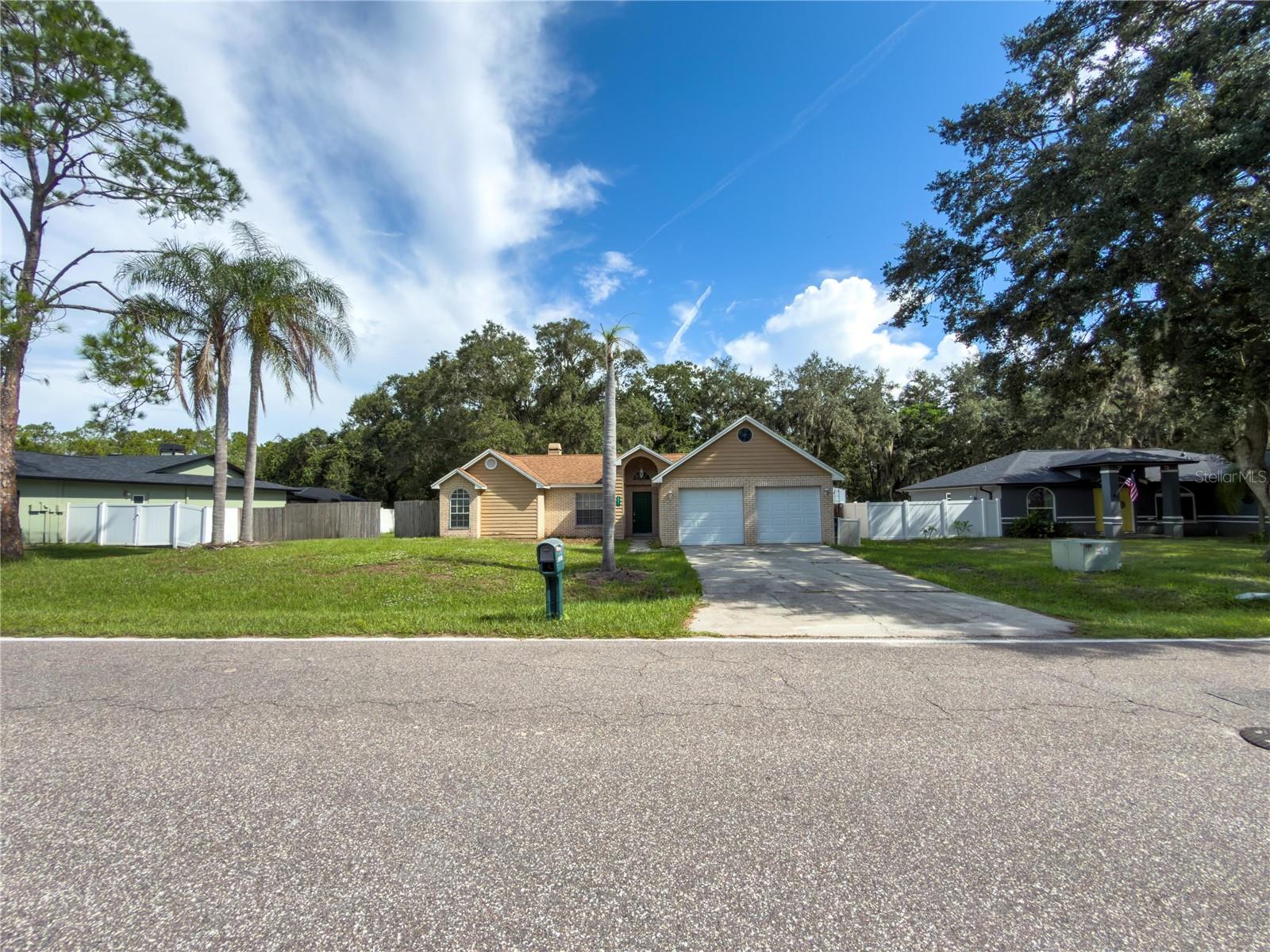 23437 Shining Star Dr Property Photo 1