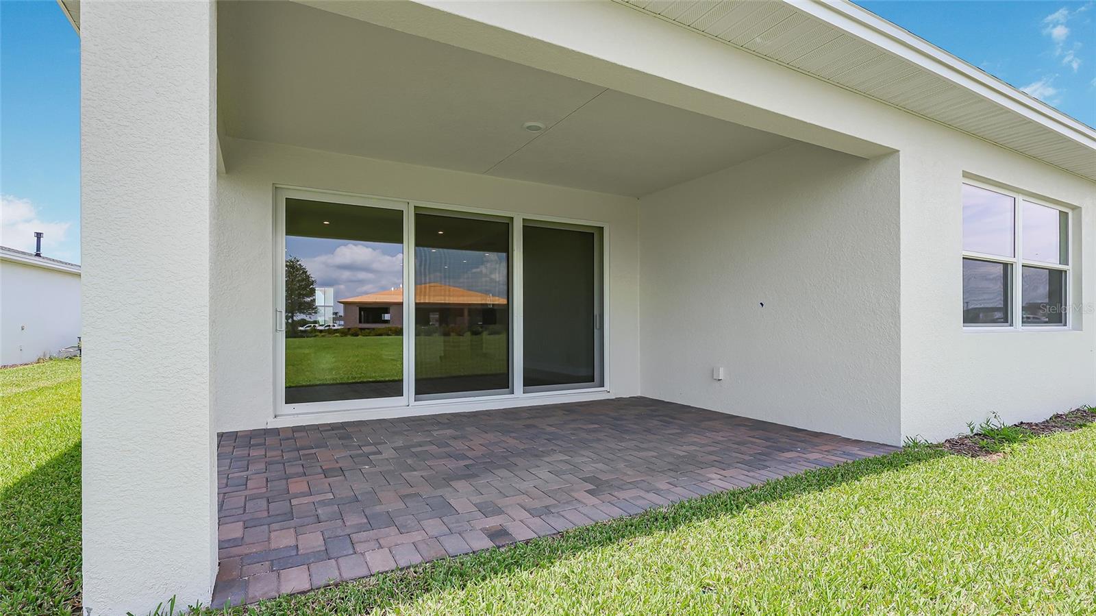 1463 Santorini Way Property Photo 28