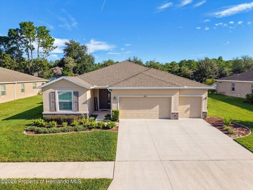 13607 Fairdale Ln Property Photo 1