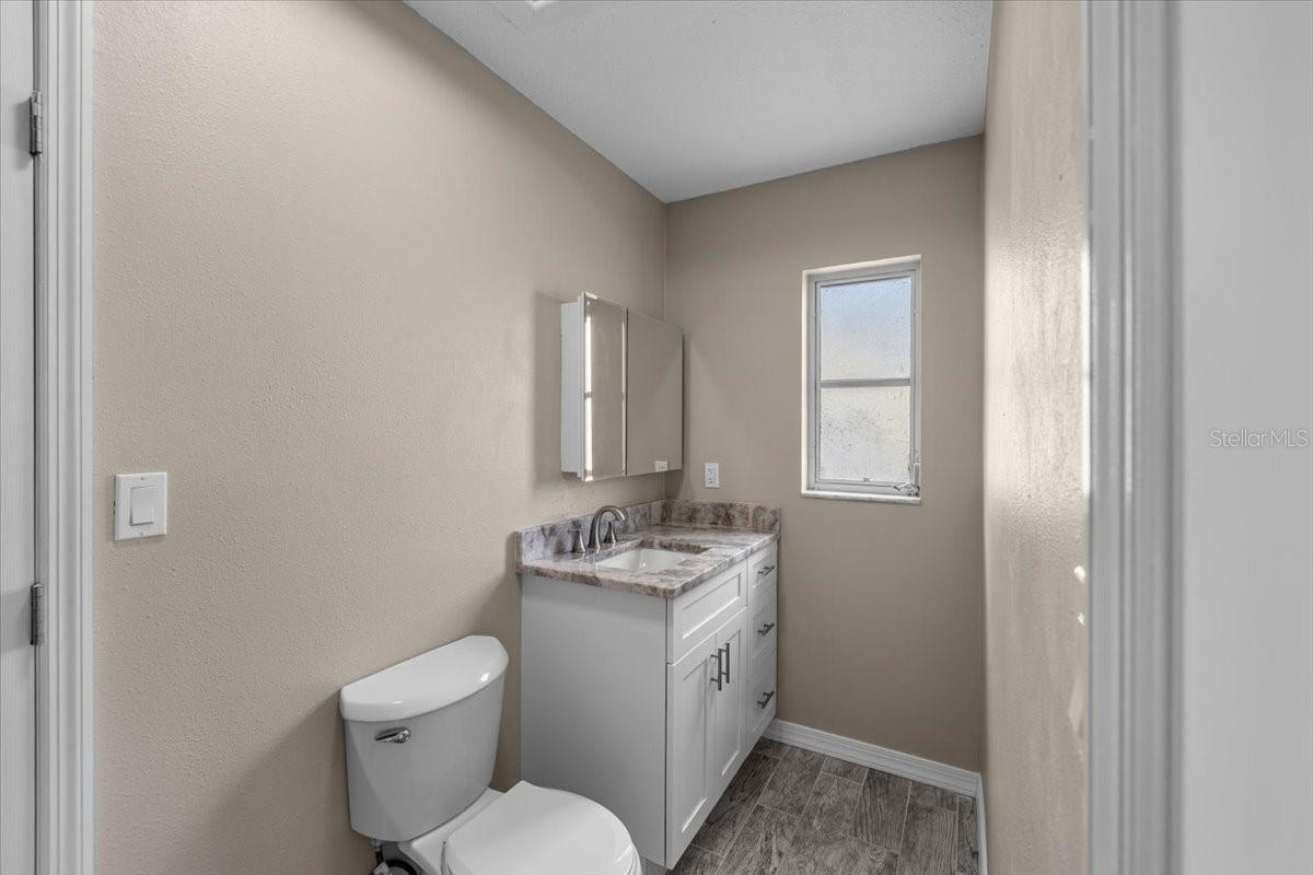 4284 Columbus Dr Property Photo 13