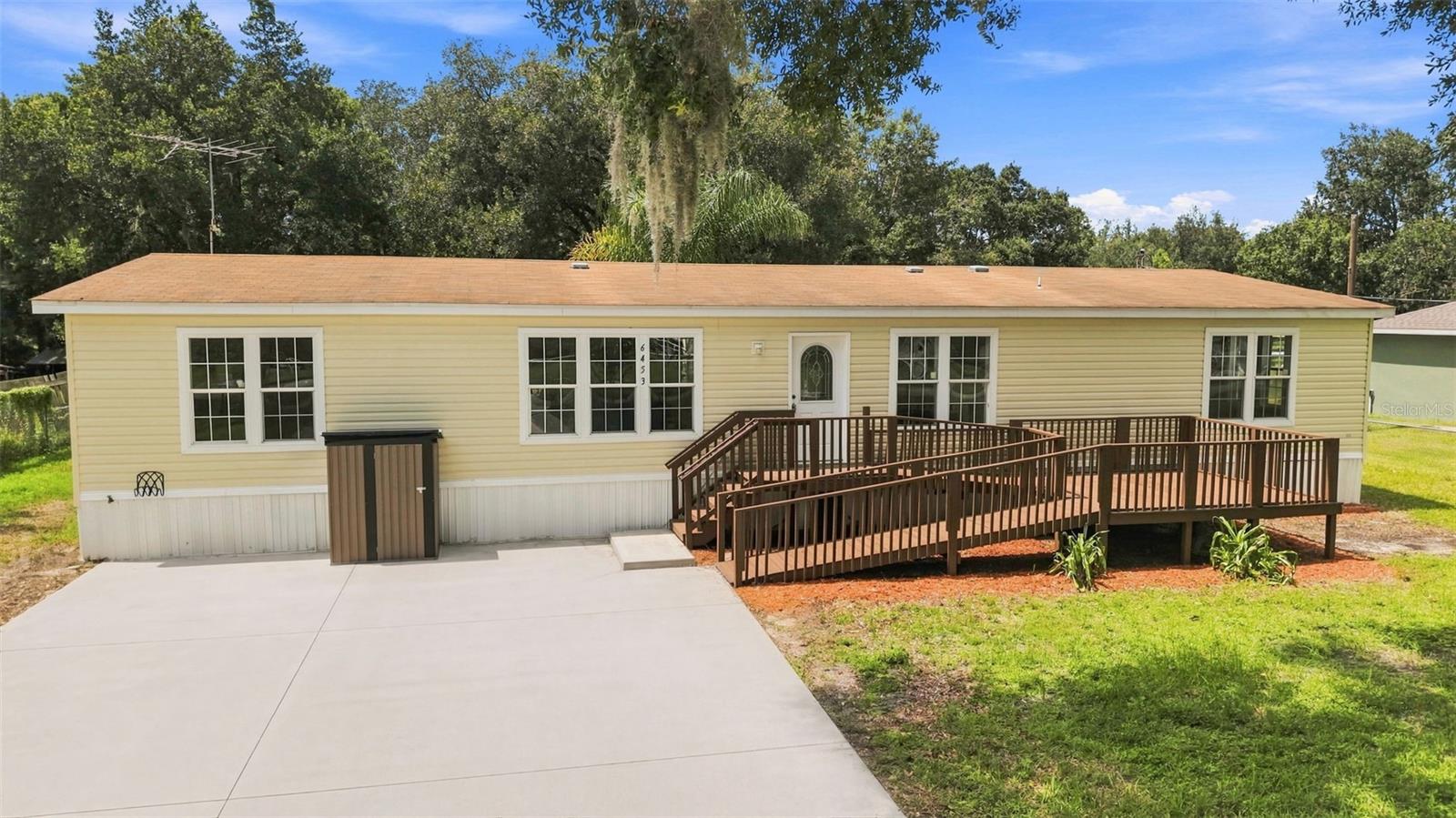 6453 Mangrove Dr Property Photo 1