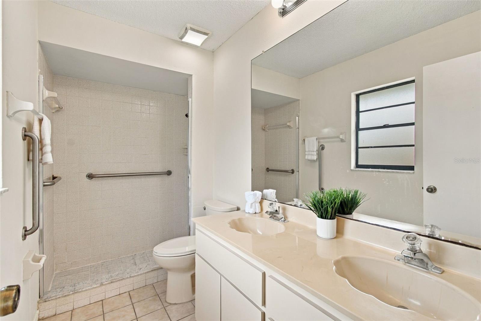 7610 Oakmont Ln Property Photo 15