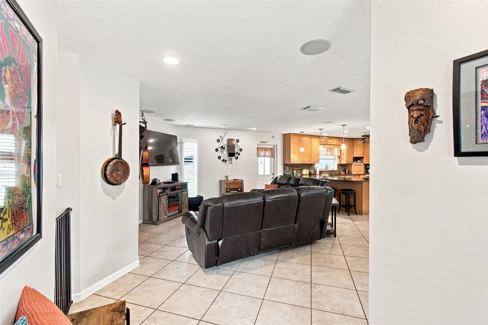 610 Hitching Post Dr Property Photo 6