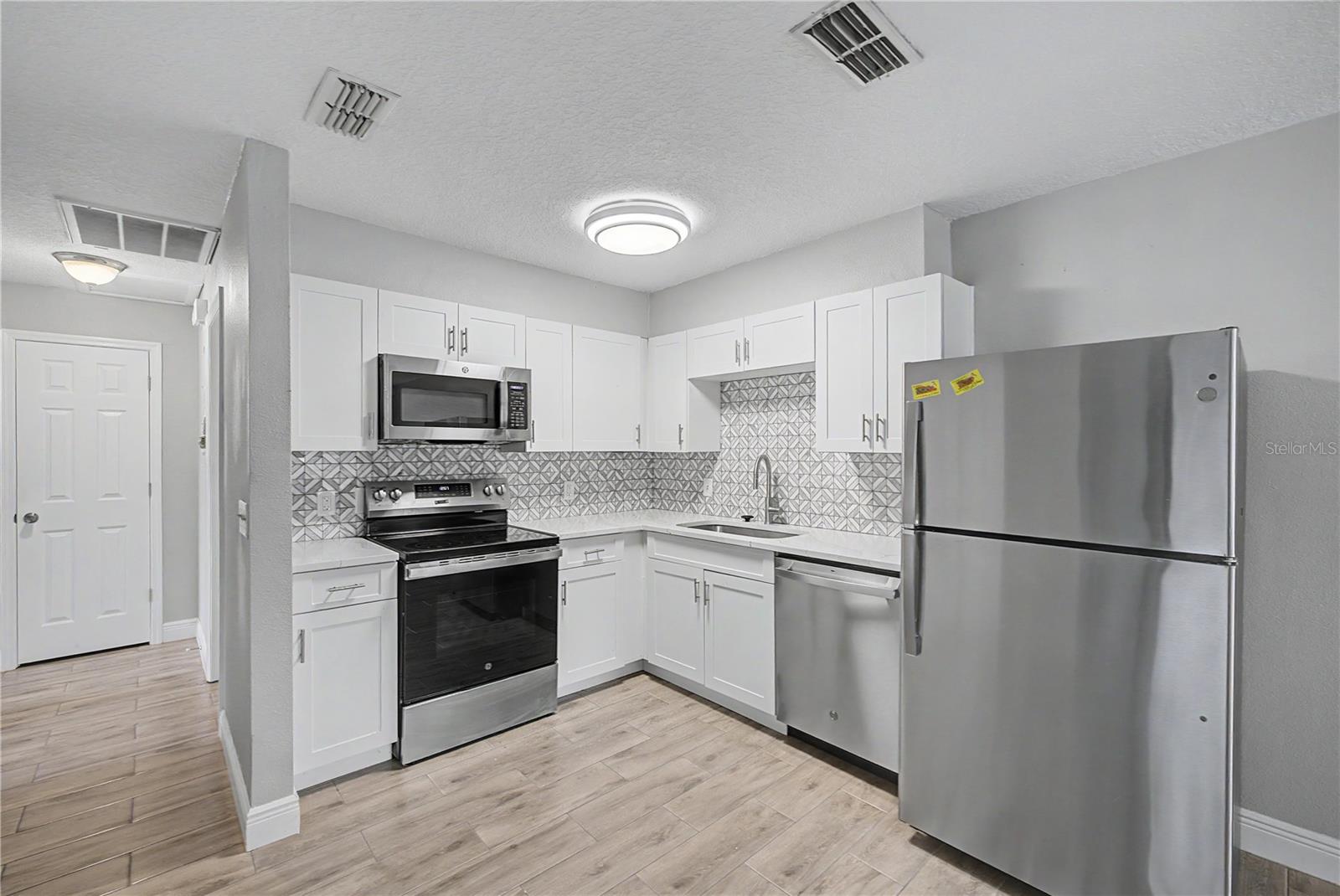 3191 Shoal Line Blvd Property Photo 5