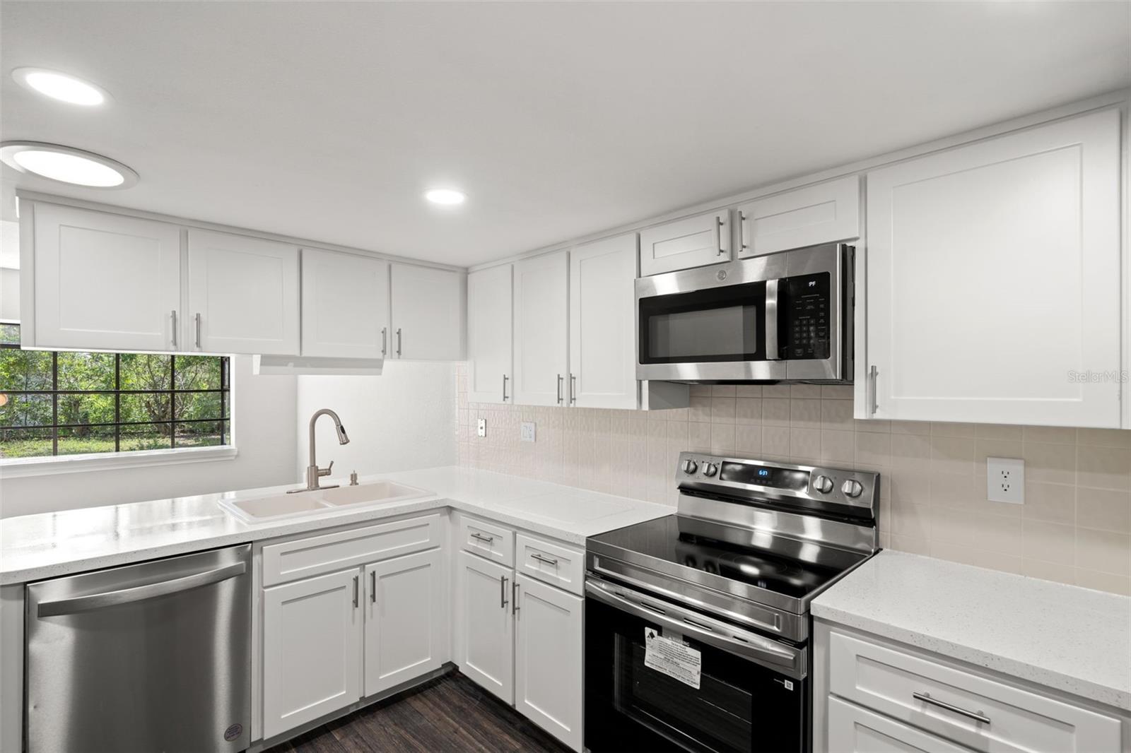 5138 Mentmore Ave Property Photo 18