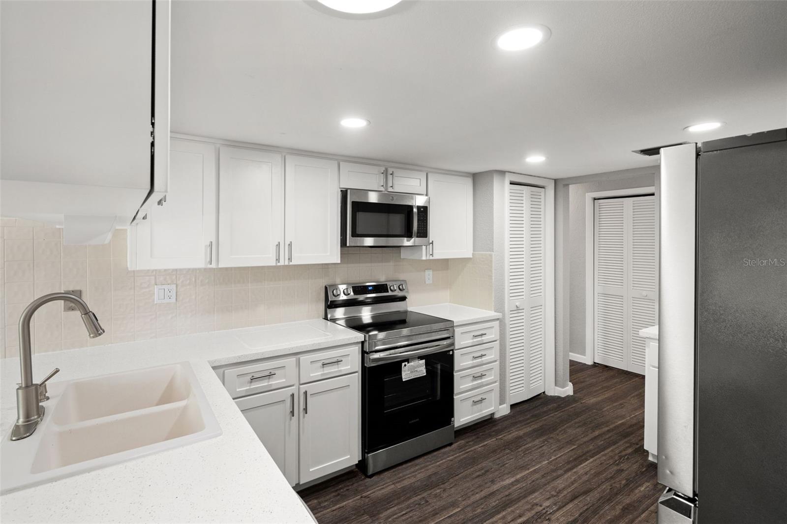 5138 Mentmore Ave Property Photo 19