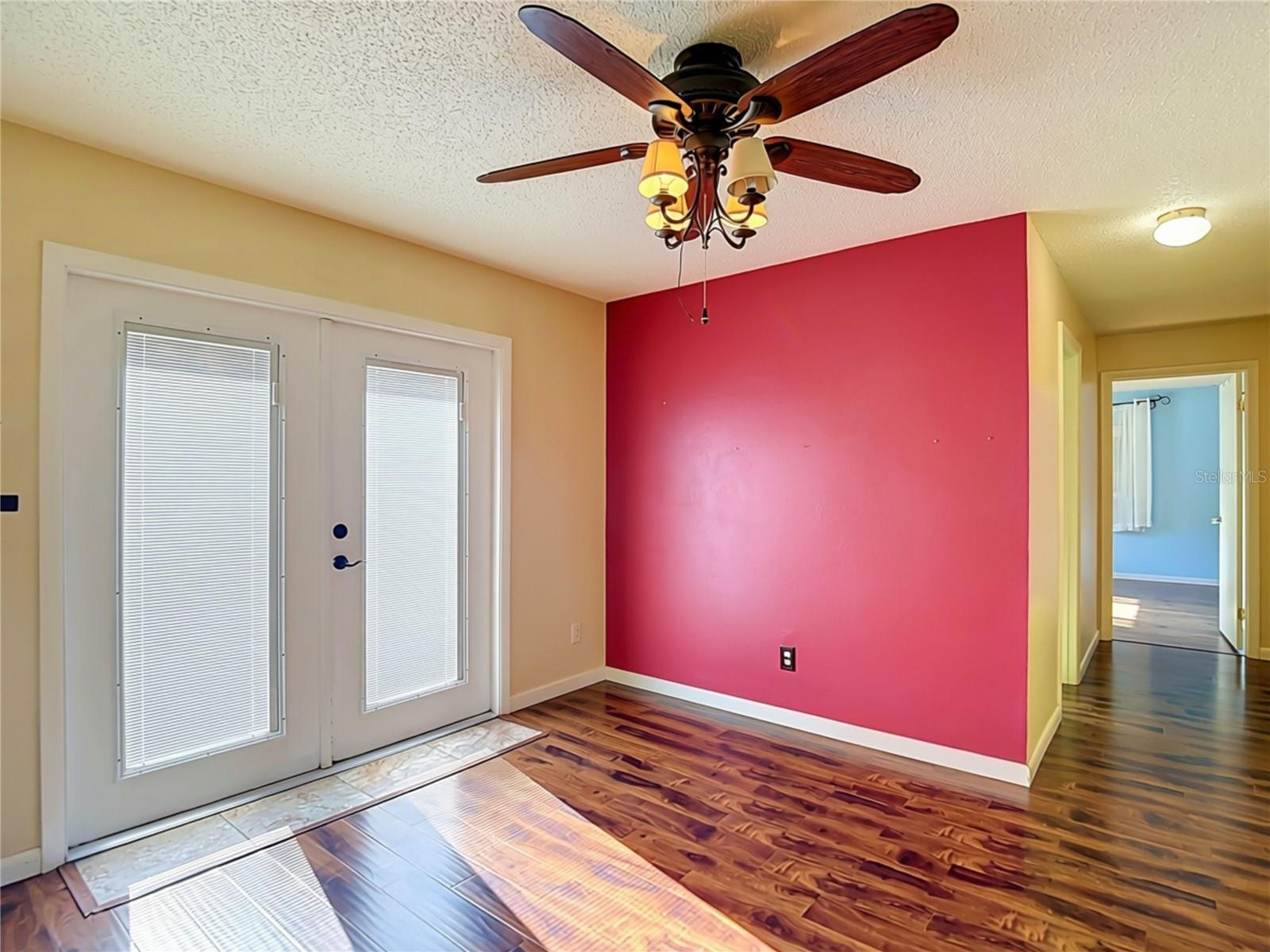 12261 S Elm Pt Property Photo 12