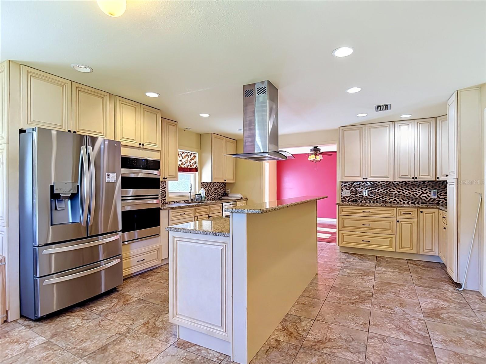 12261 S Elm Pt Property Photo 17