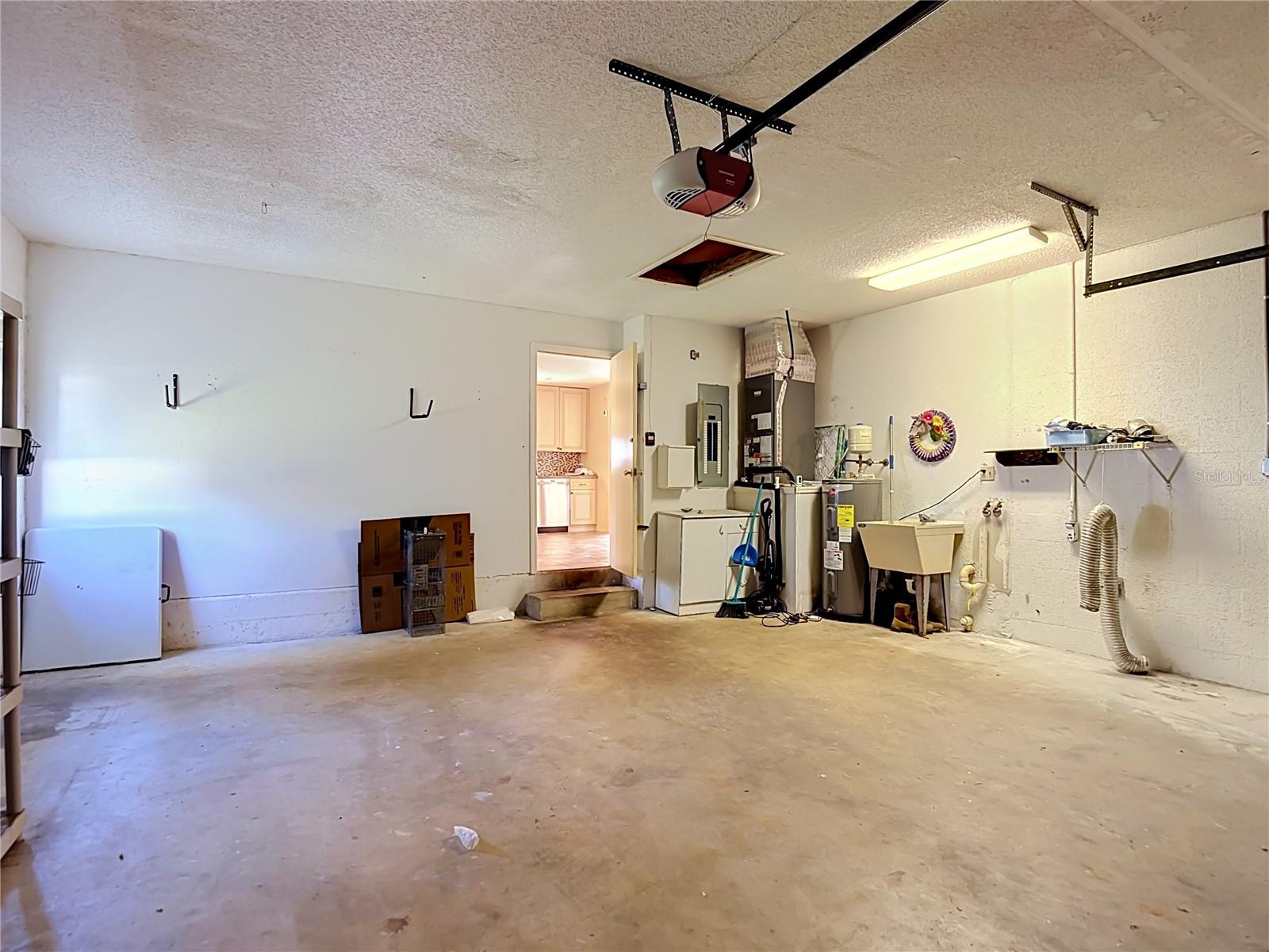 12261 S Elm Pt Property Photo 39