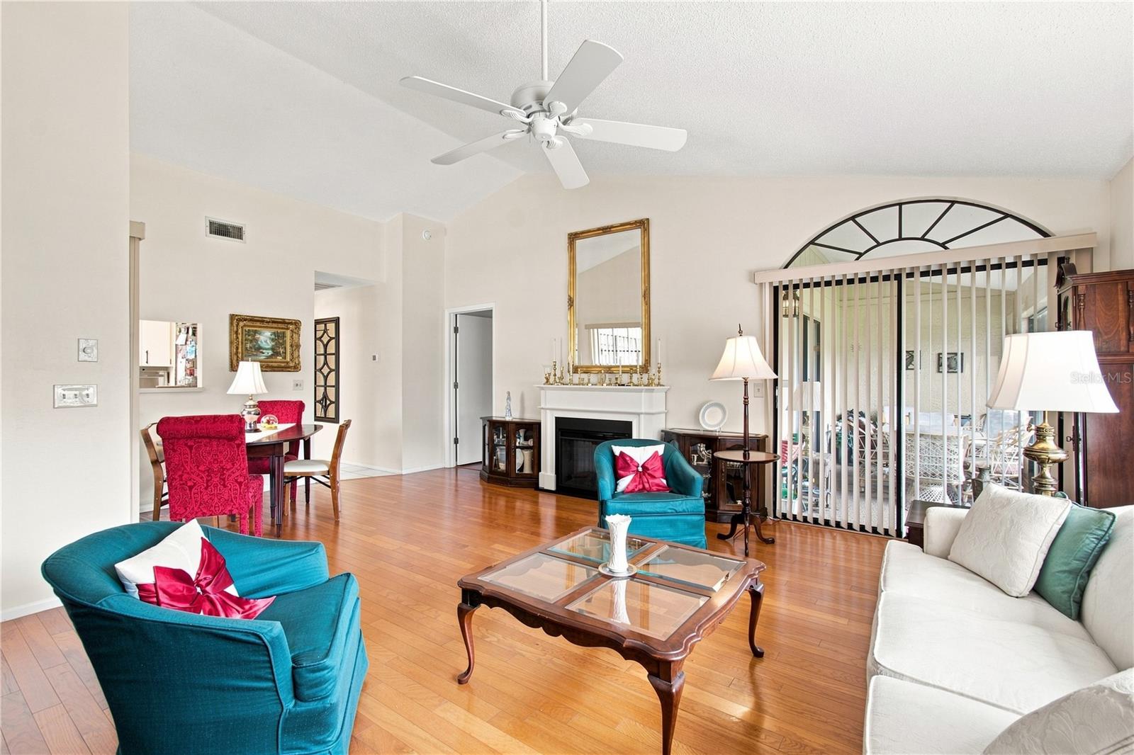 6706 Oak Cluster Cir Property Photo 12