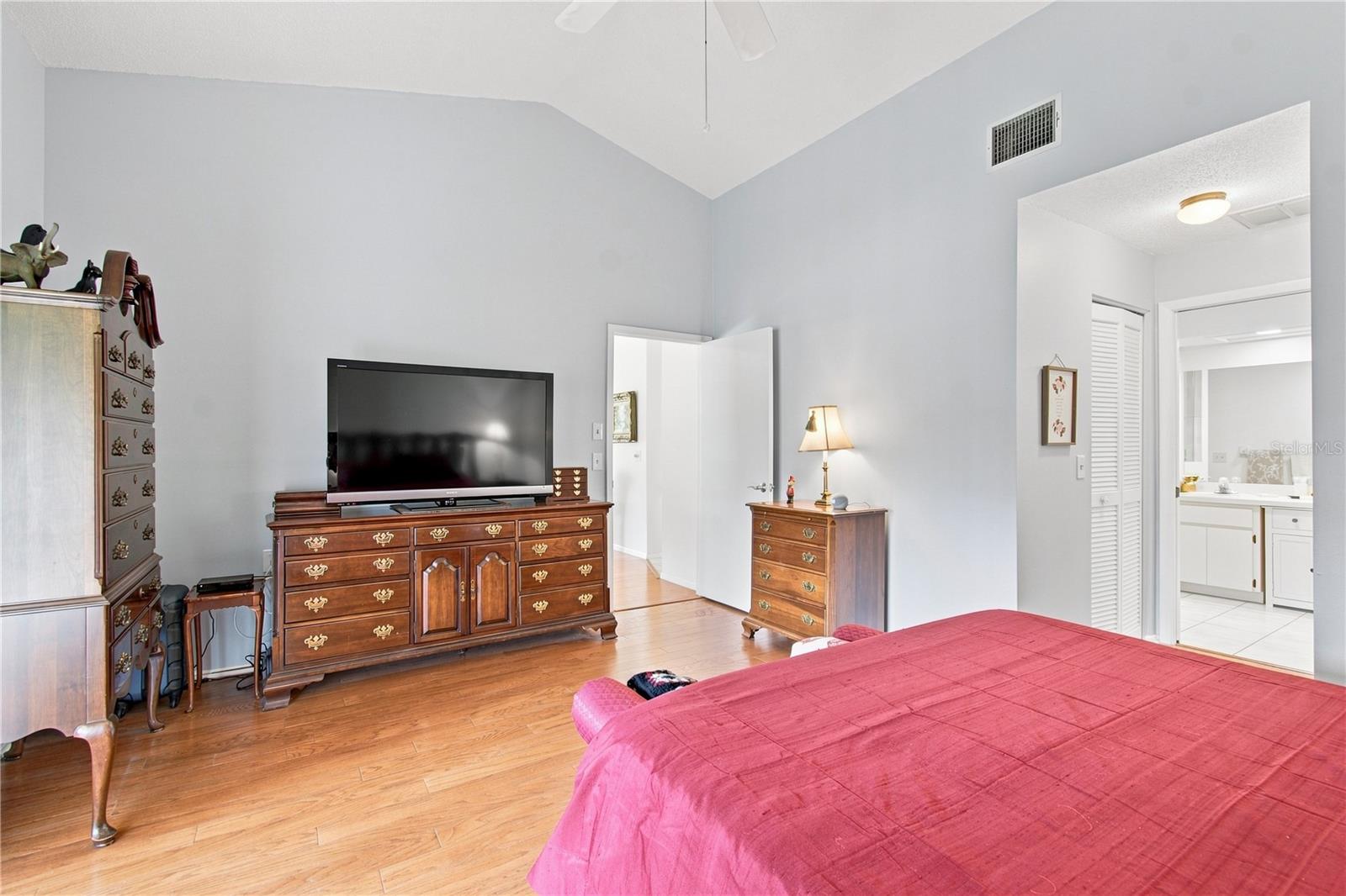 6706 Oak Cluster Cir Property Photo 22