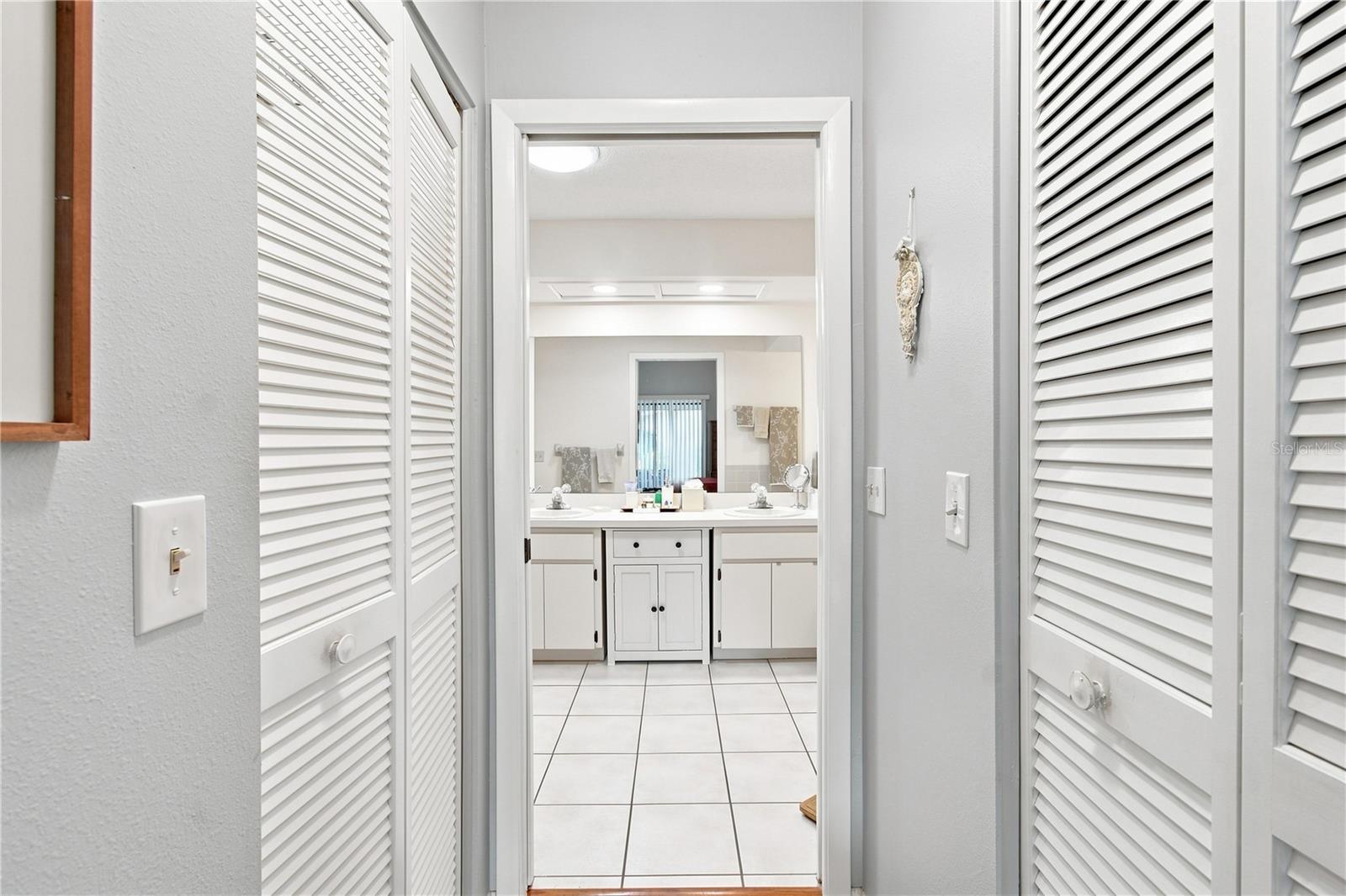 6706 Oak Cluster Cir Property Photo 24