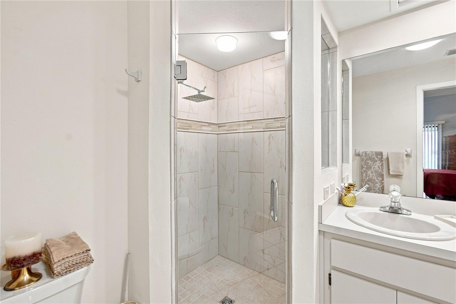 6706 Oak Cluster Cir Property Photo 27