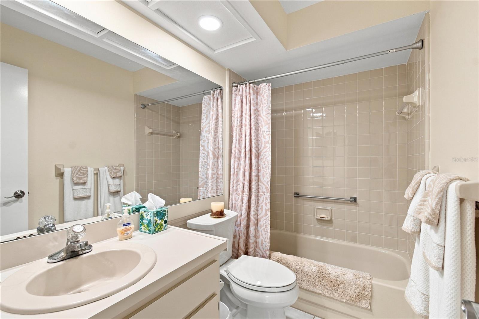 6706 Oak Cluster Cir Property Photo 34