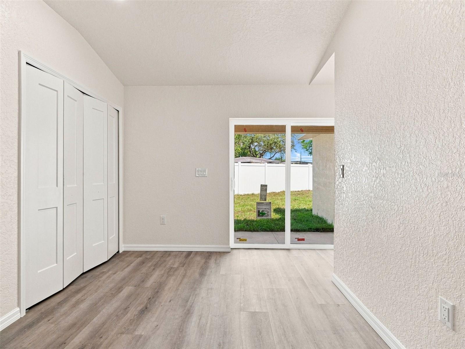 3305 Harden St Property Photo 18
