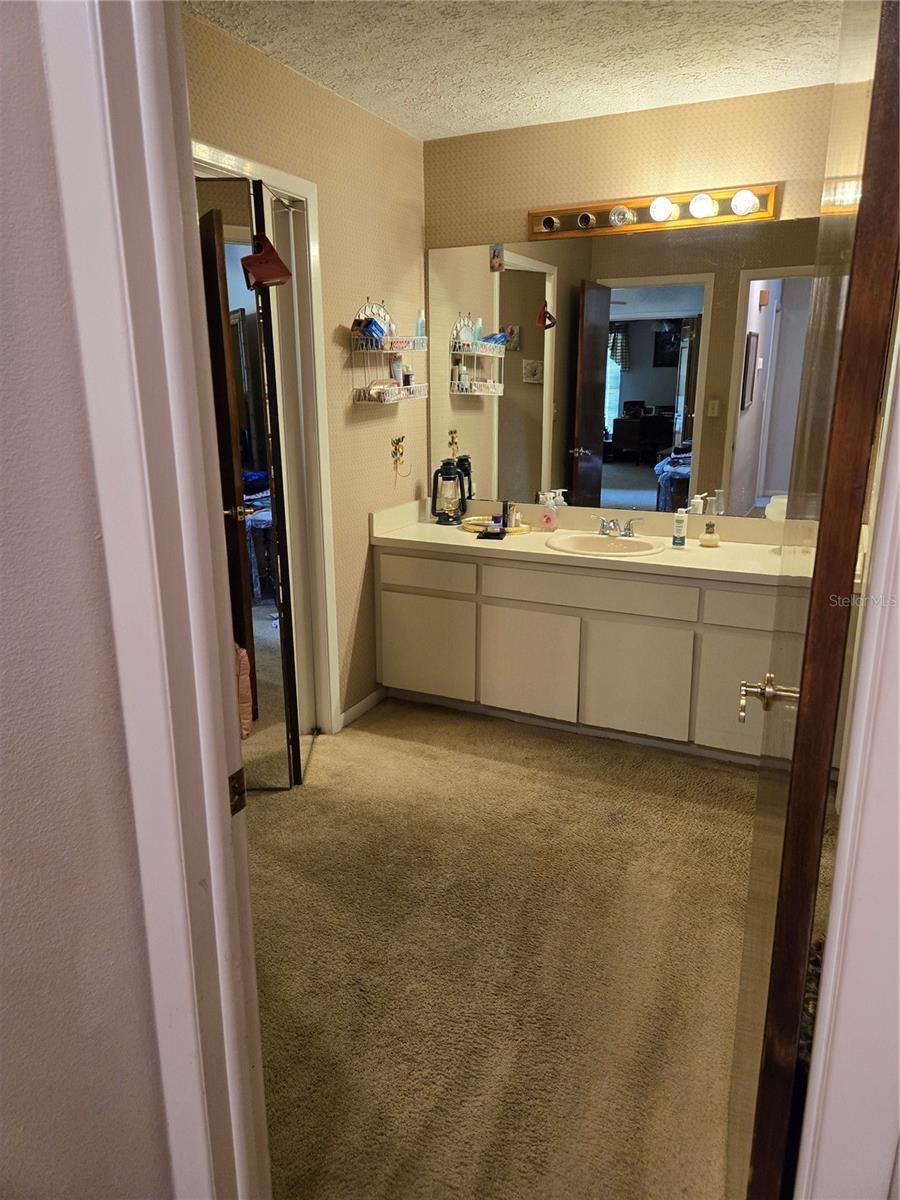 8008 La Serena Dr Property Photo 17