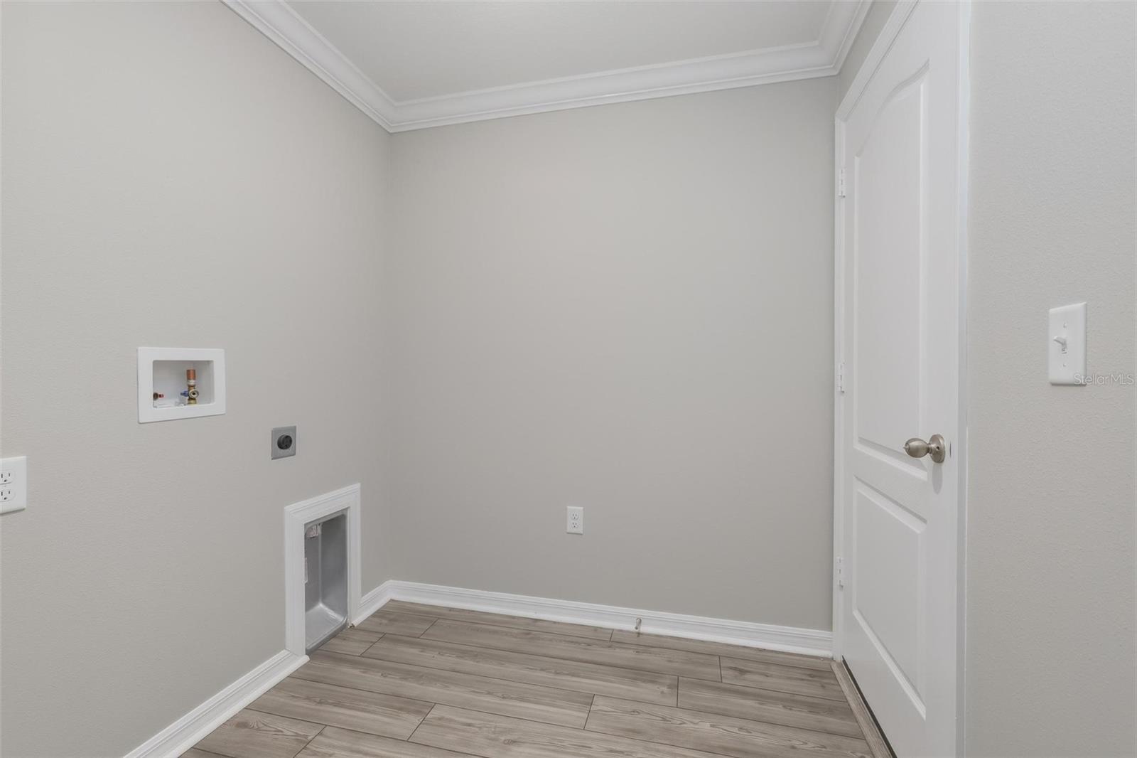 3477 Coachman Dr Property Photo 30