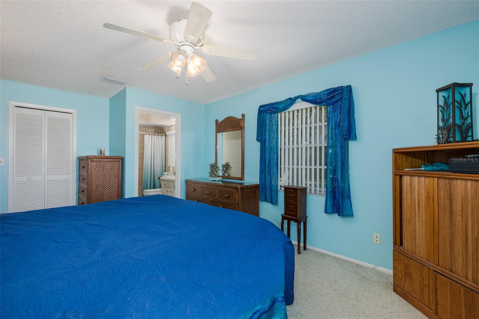 1428 Summer Isle Ct Property Photo 6
