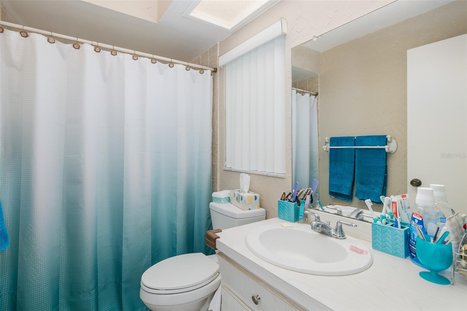 1428 Summer Isle Ct Property Photo 7
