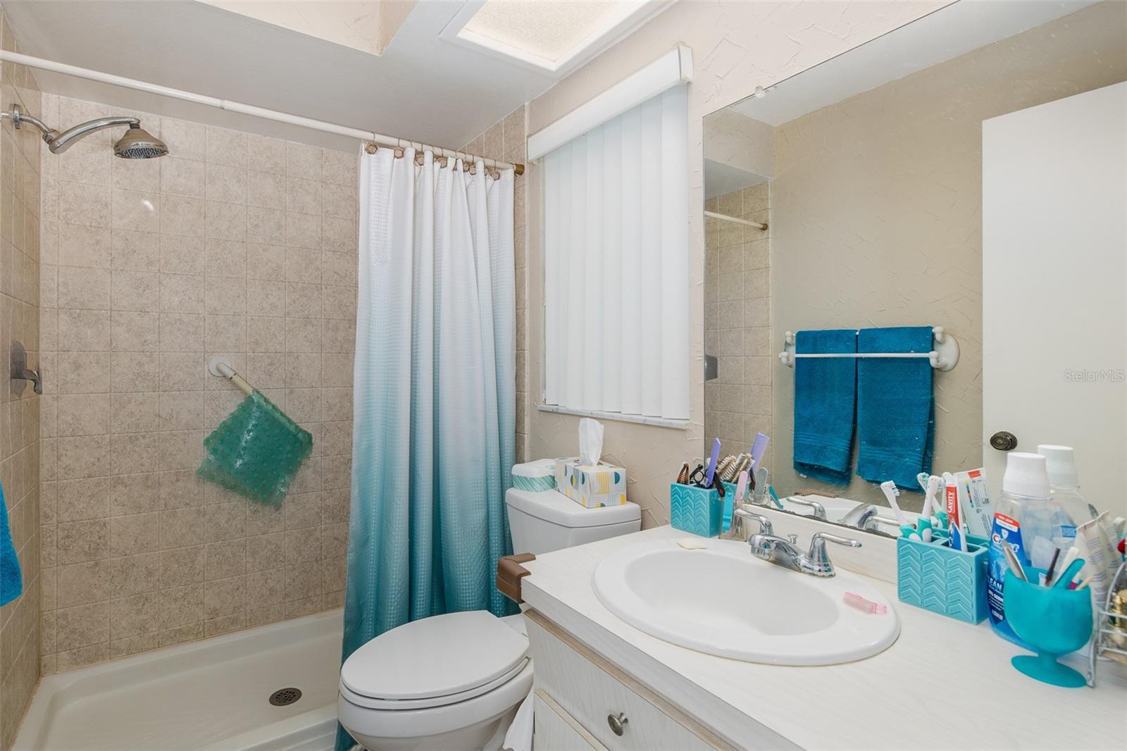 1428 Summer Isle Ct Property Photo 8