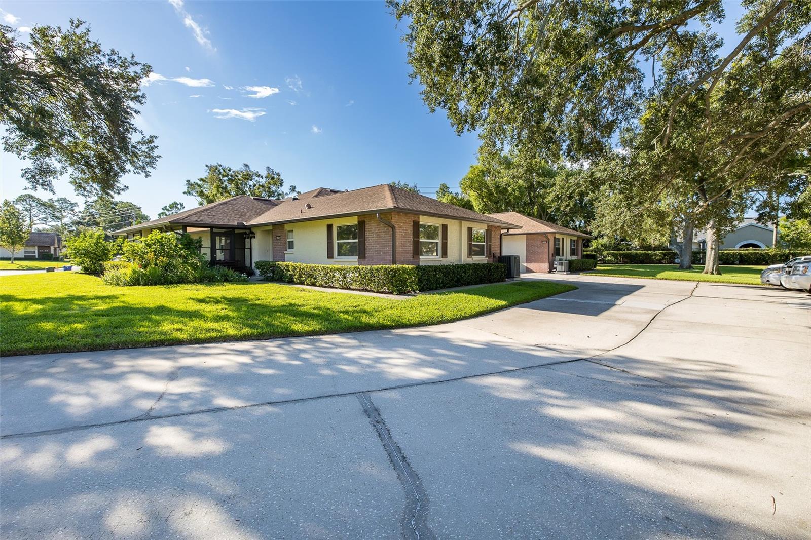 1428 Summer Isle Ct Property Photo 34