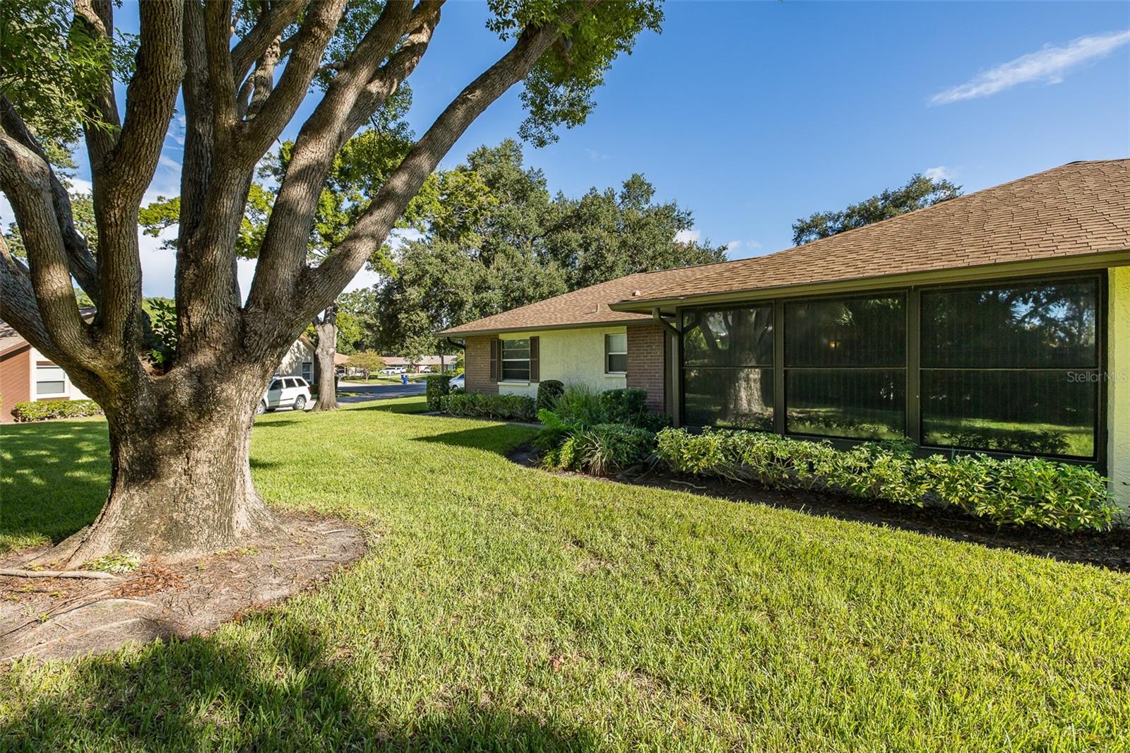 1428 Summer Isle Ct Property Photo 40