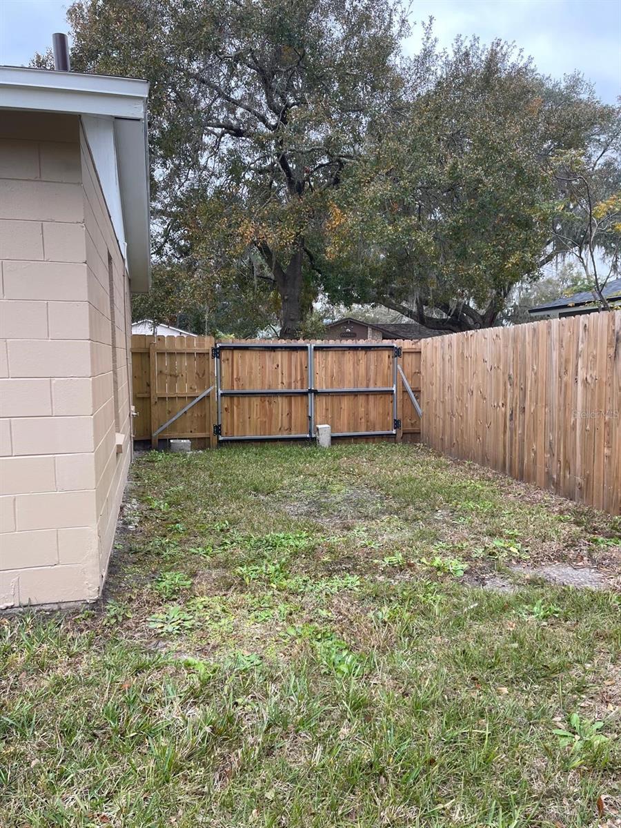 3914 King Dr Property Photo 5