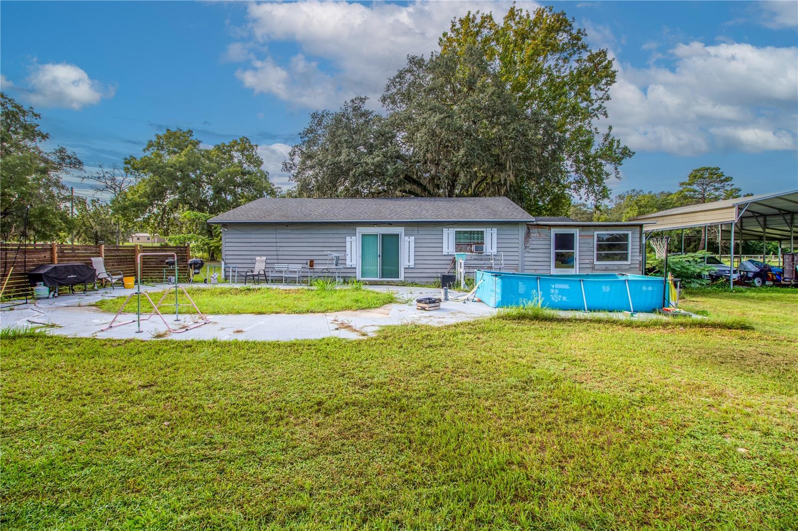 10039 May Gold Ln Property Photo 3