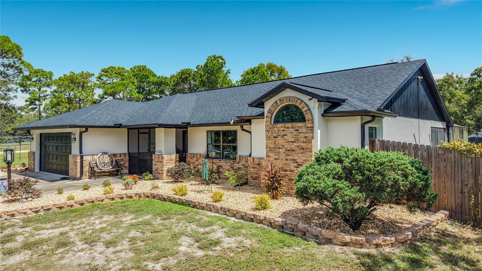 9238 Tree Top Ln Property Photo 1