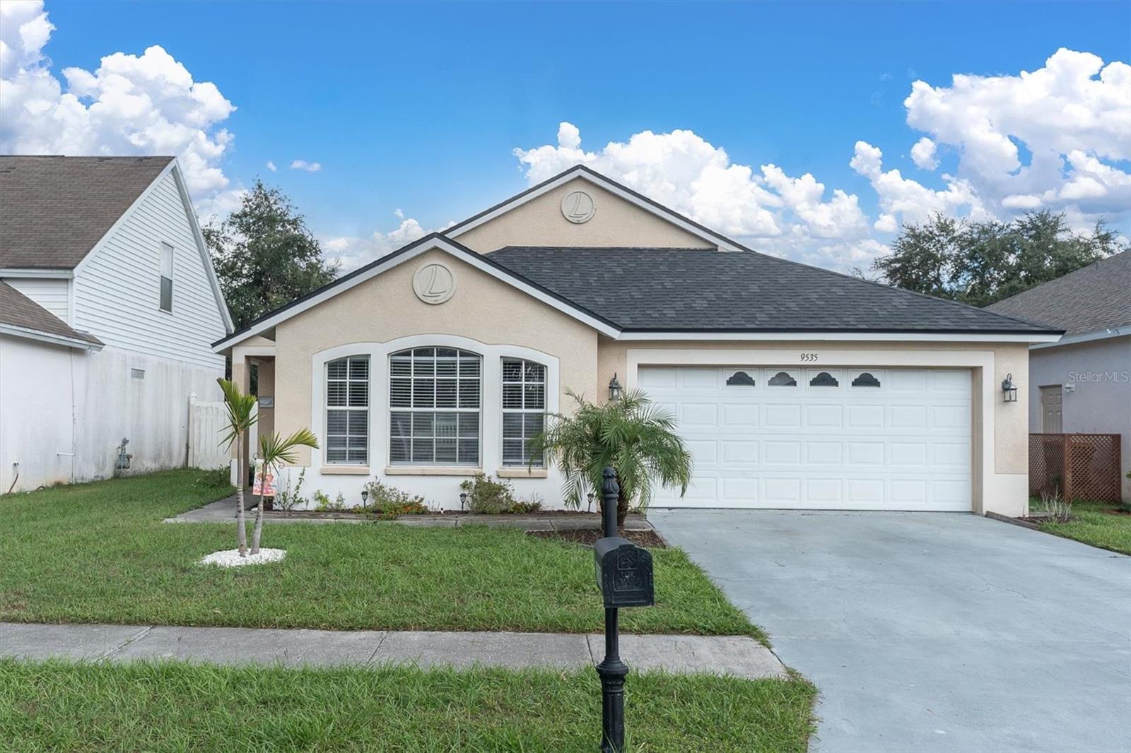 9535 Patrician Dr Property Photo 1